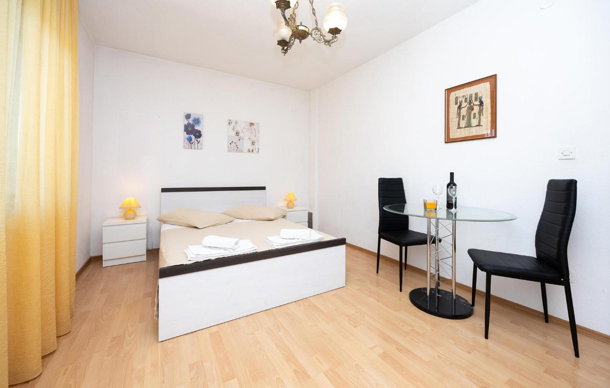 3 Bedroom Gorgeous Apartment In Traù Esterno foto
