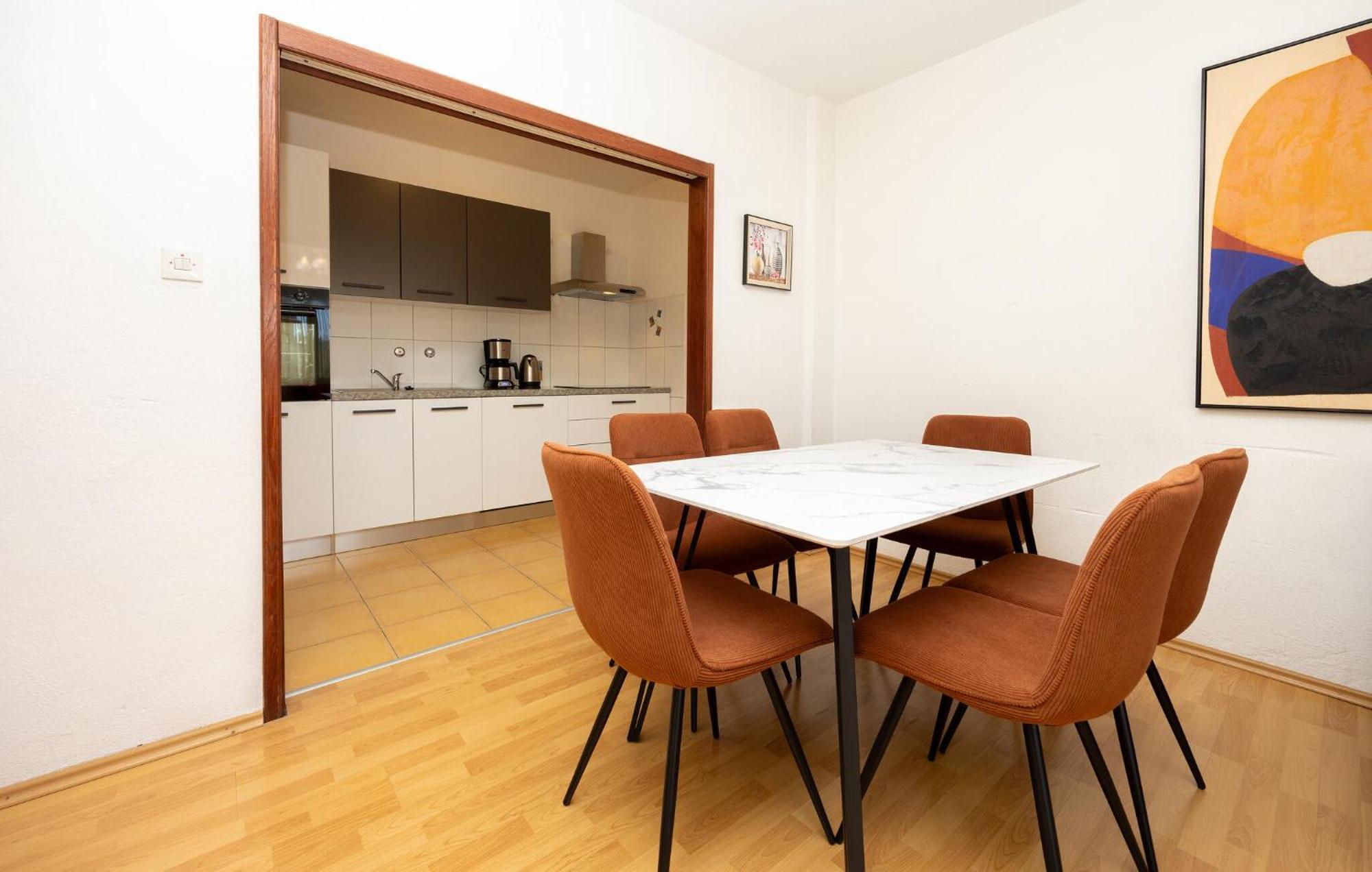 3 Bedroom Gorgeous Apartment In Traù Esterno foto