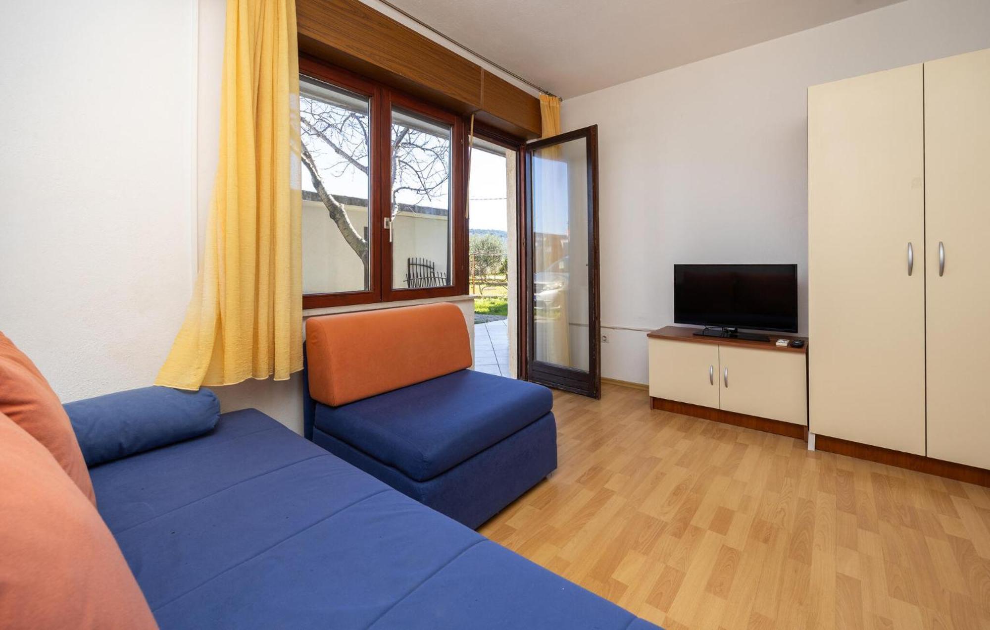 3 Bedroom Gorgeous Apartment In Traù Esterno foto